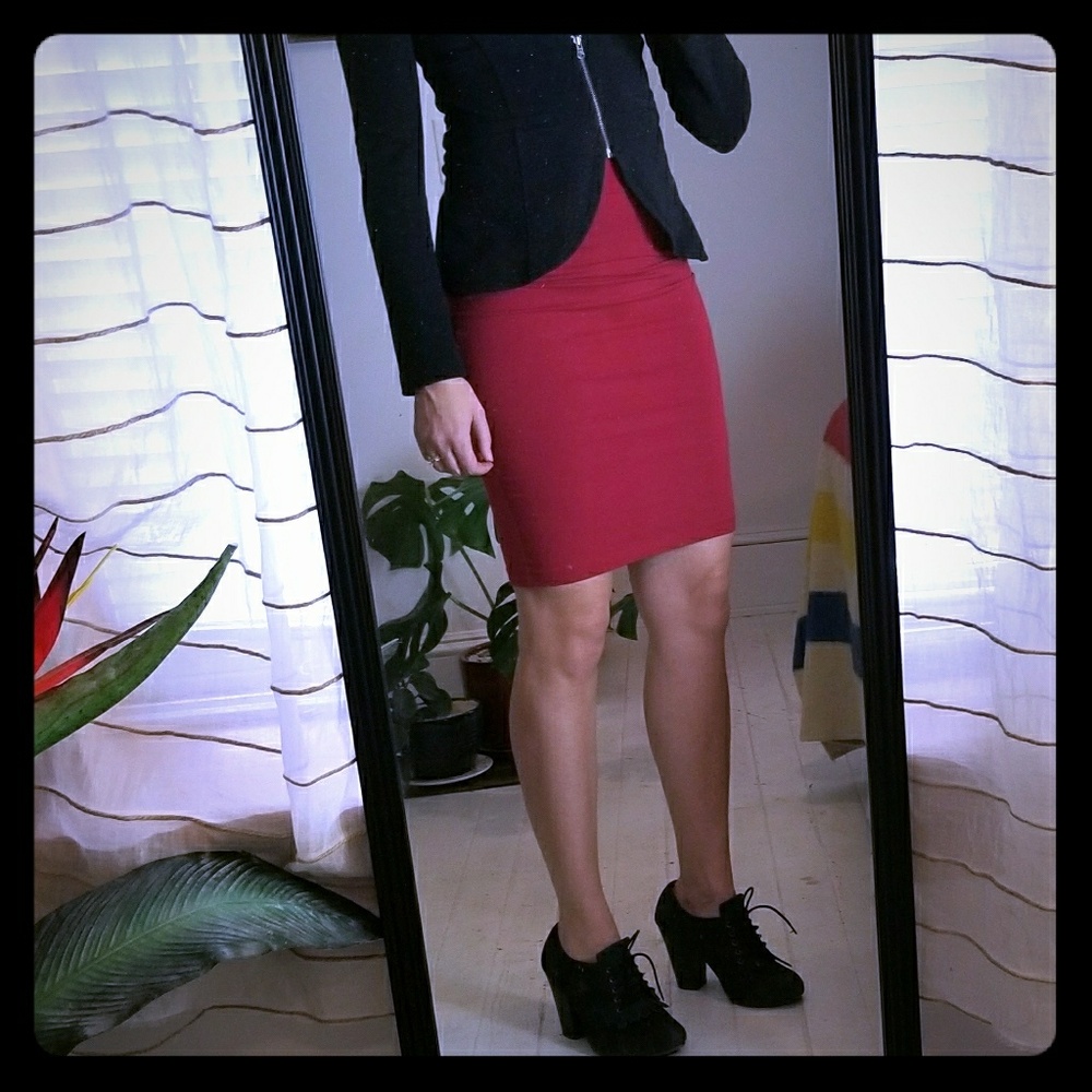 Forever 21 red pencil skirt